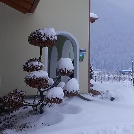 Вілла Agritur Melissa Croviana Екстер'єр фото